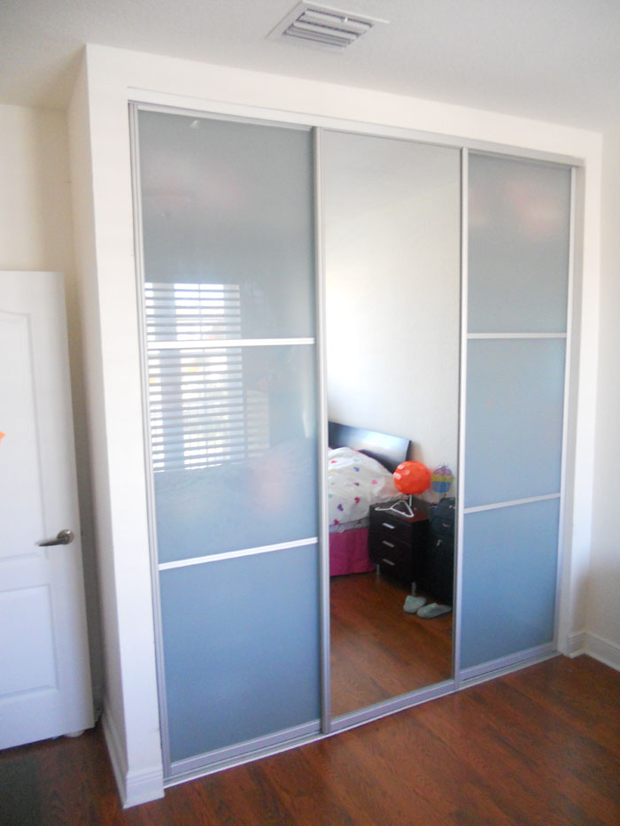 sliding-doors-more-storage-2-metrodooraventuracom.jpg